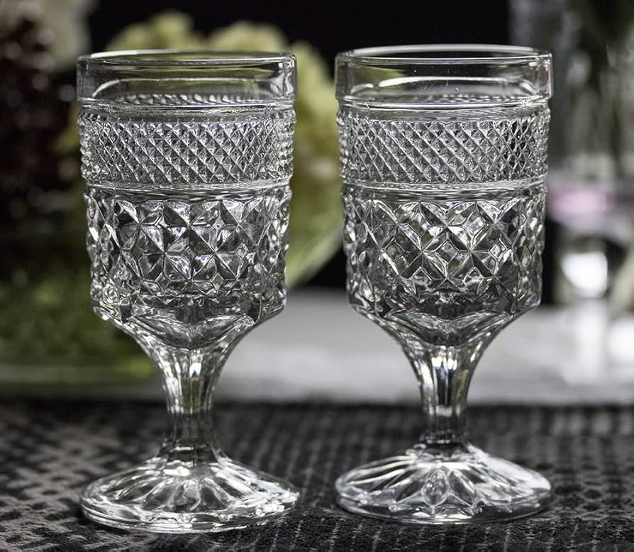 超レア！オールドフェントン　ワインゴブレット　USAアンティーク食器FENTON 超レア！オールドフェントンワインゴブレットUSAアンティーク